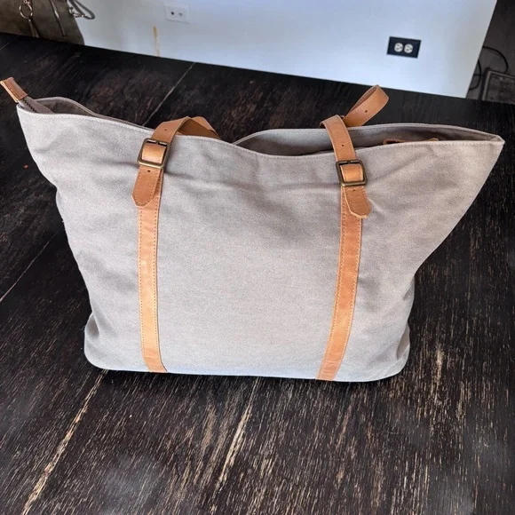 Hearth and Hand with Magnolia large  tan and grey canvas tote purse - Picture 2 of 13